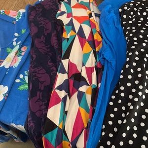 Lot of Lularoe Perfect Tees